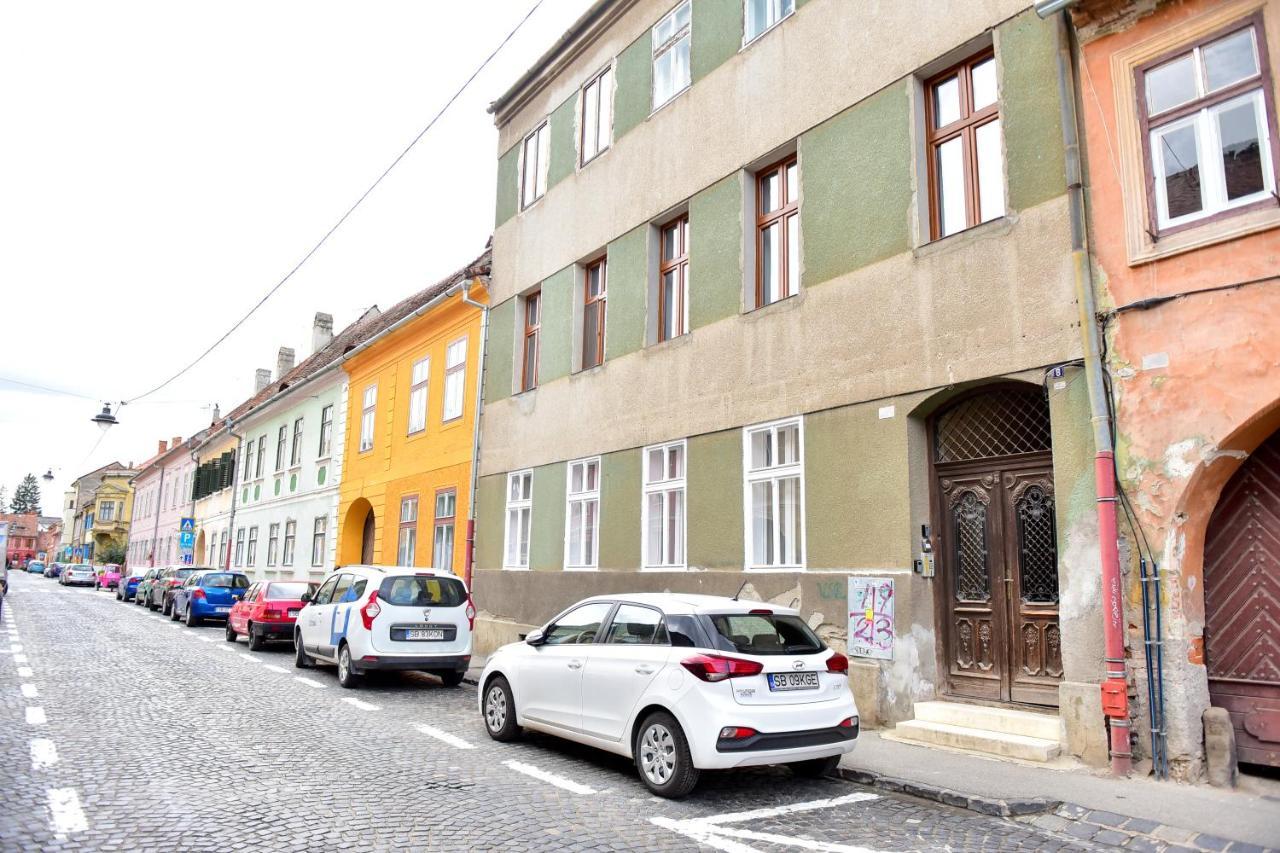 Flh - A&M Central Studio Apartment Sibiu Luaran gambar
